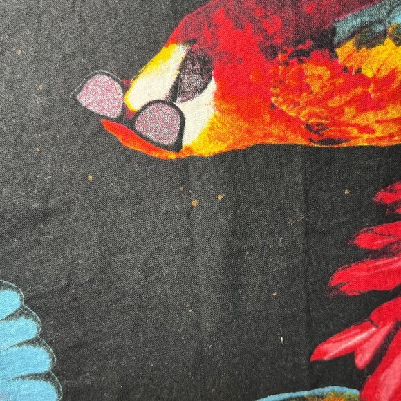 Levi’s Men’s Black Multi‑Color Parrot Print Cotton Shirt Size XXL - Picture 5 of 5